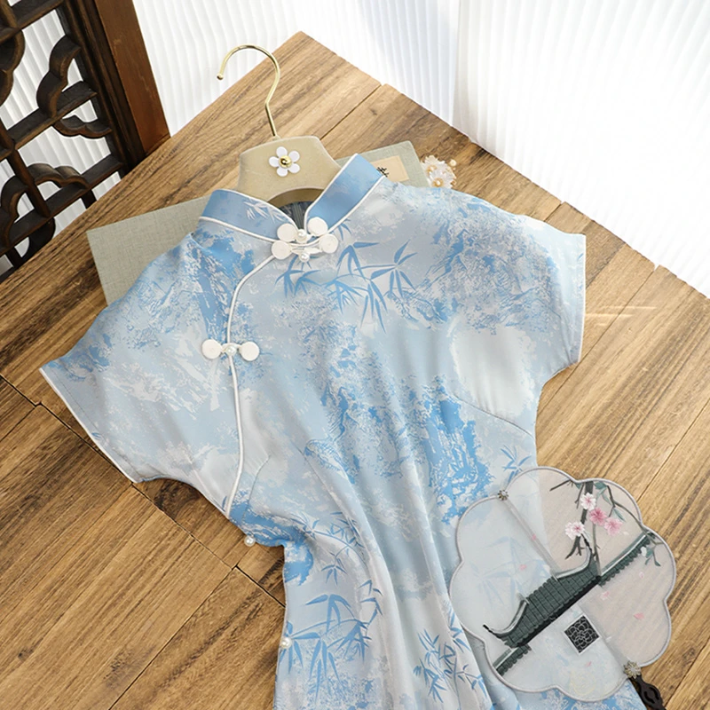 俏娘鱼2025夏季新款素雅蓝色改良新中式短袖旗袍女连衣裙日常可穿