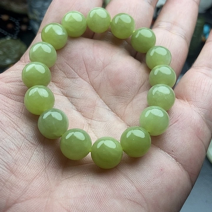 心****和田玉未镶嵌颈饰