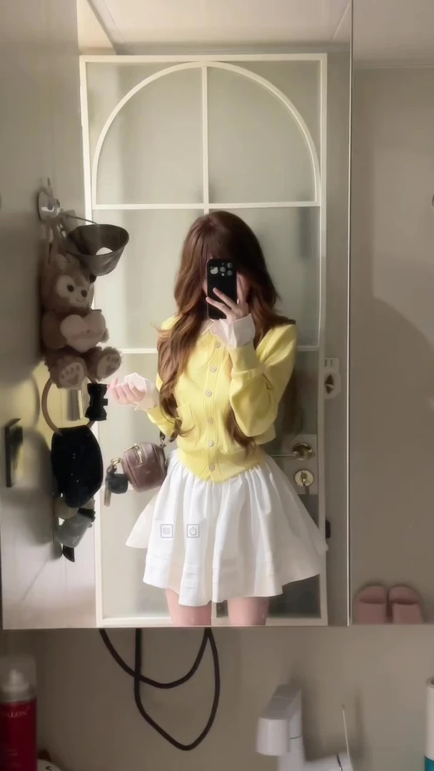 H2AN1 STUDIO撞色拼接假两件针织开衫毛衣外套木耳边百褶裙套装女