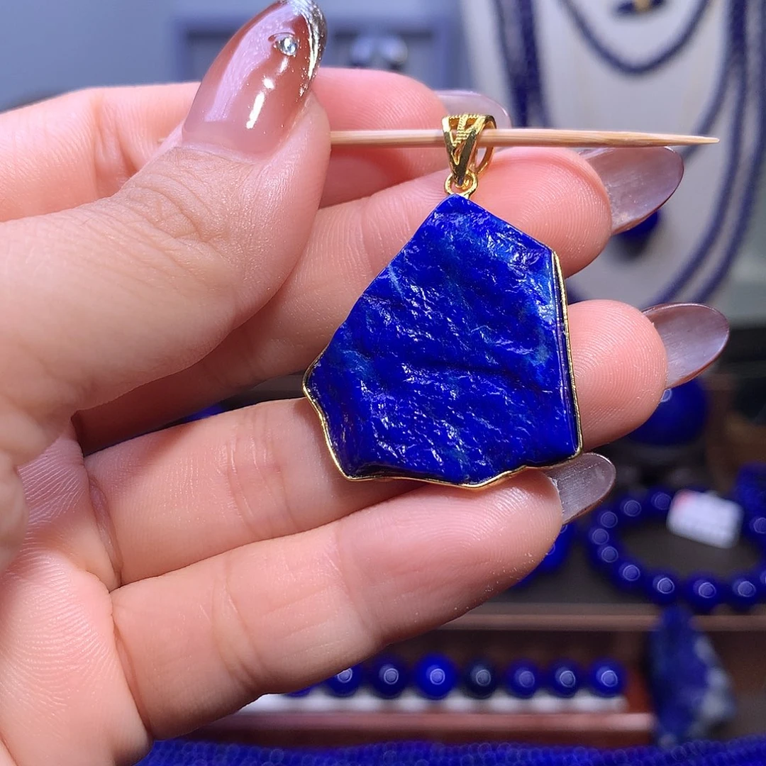 青金石未镶嵌精品