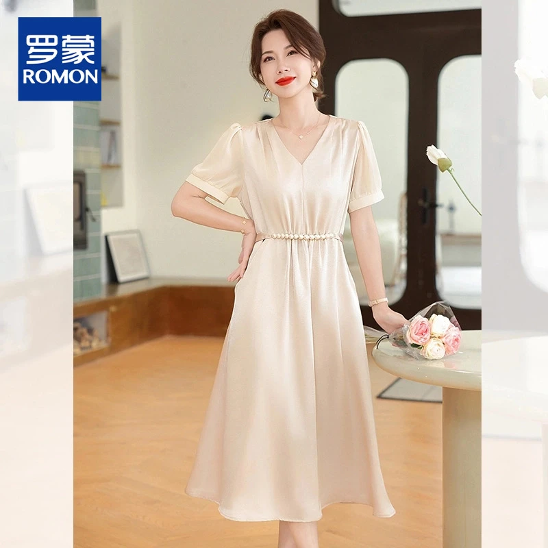 年轻妈妈款夏季洋气连衣裙轻奢高级感中老年女夏装时尚短袖裙子