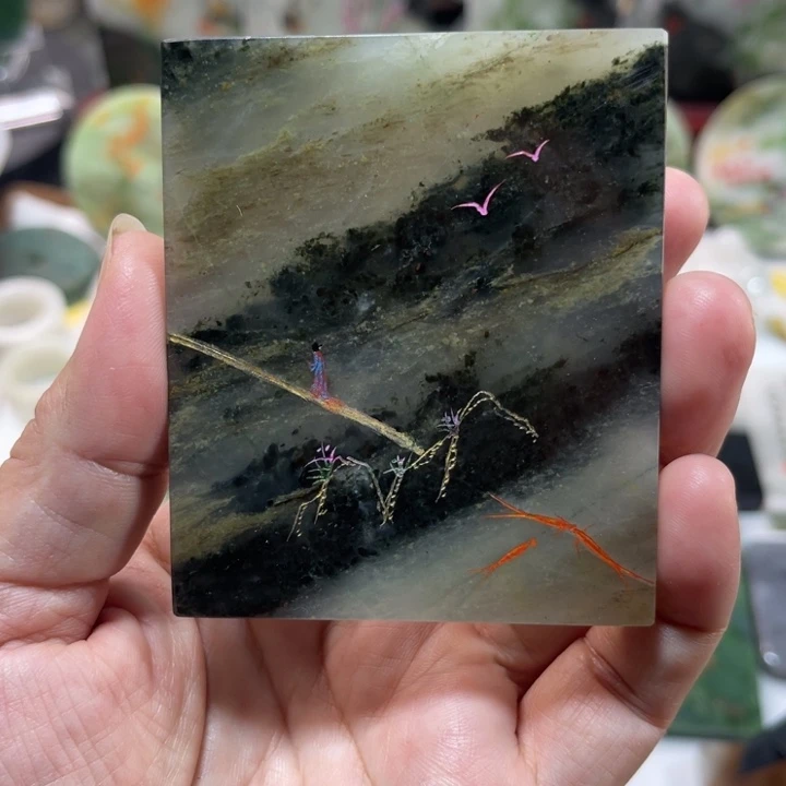 独山玉未镶嵌颈饰