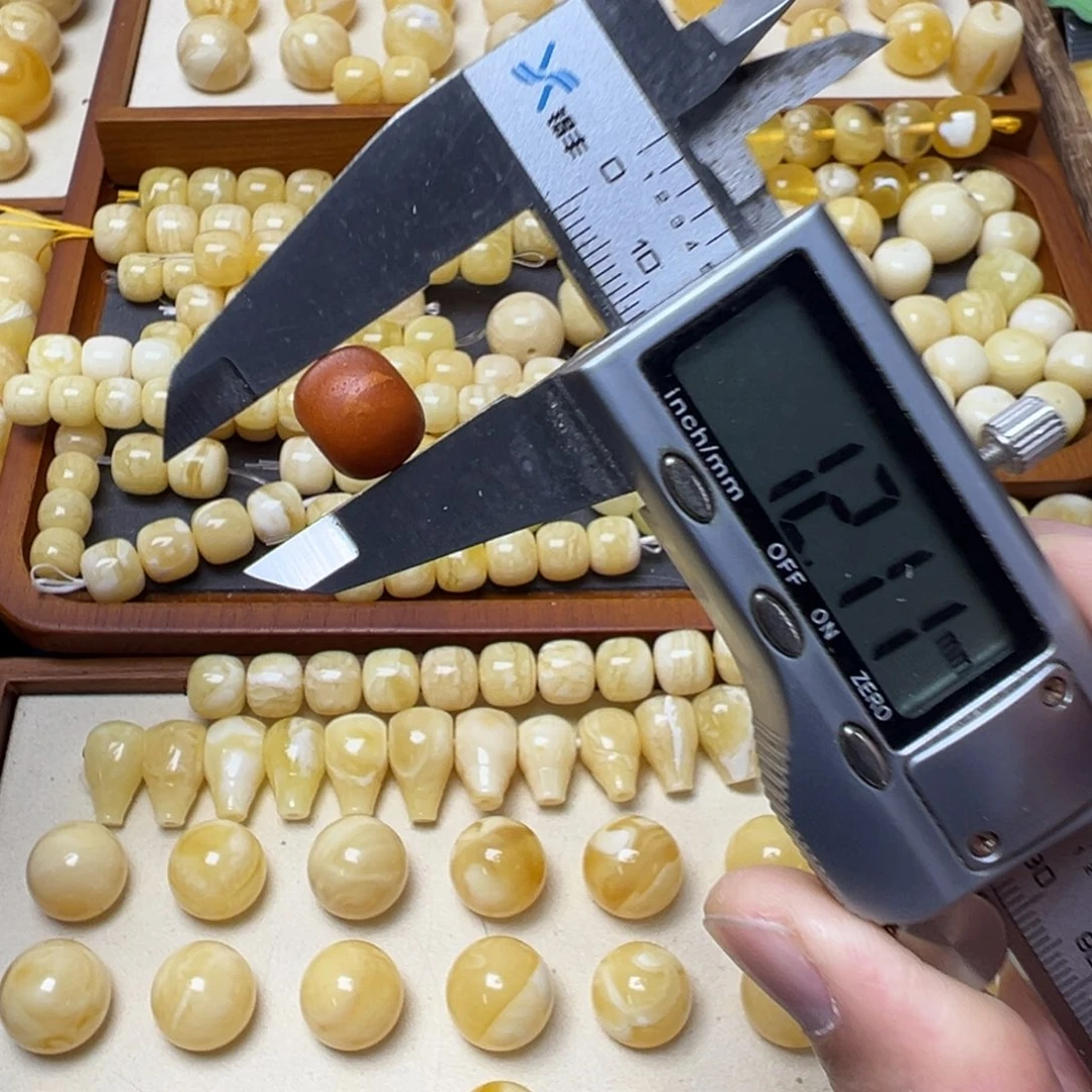 琥珀未镶嵌裸石琥珀蜜蜡