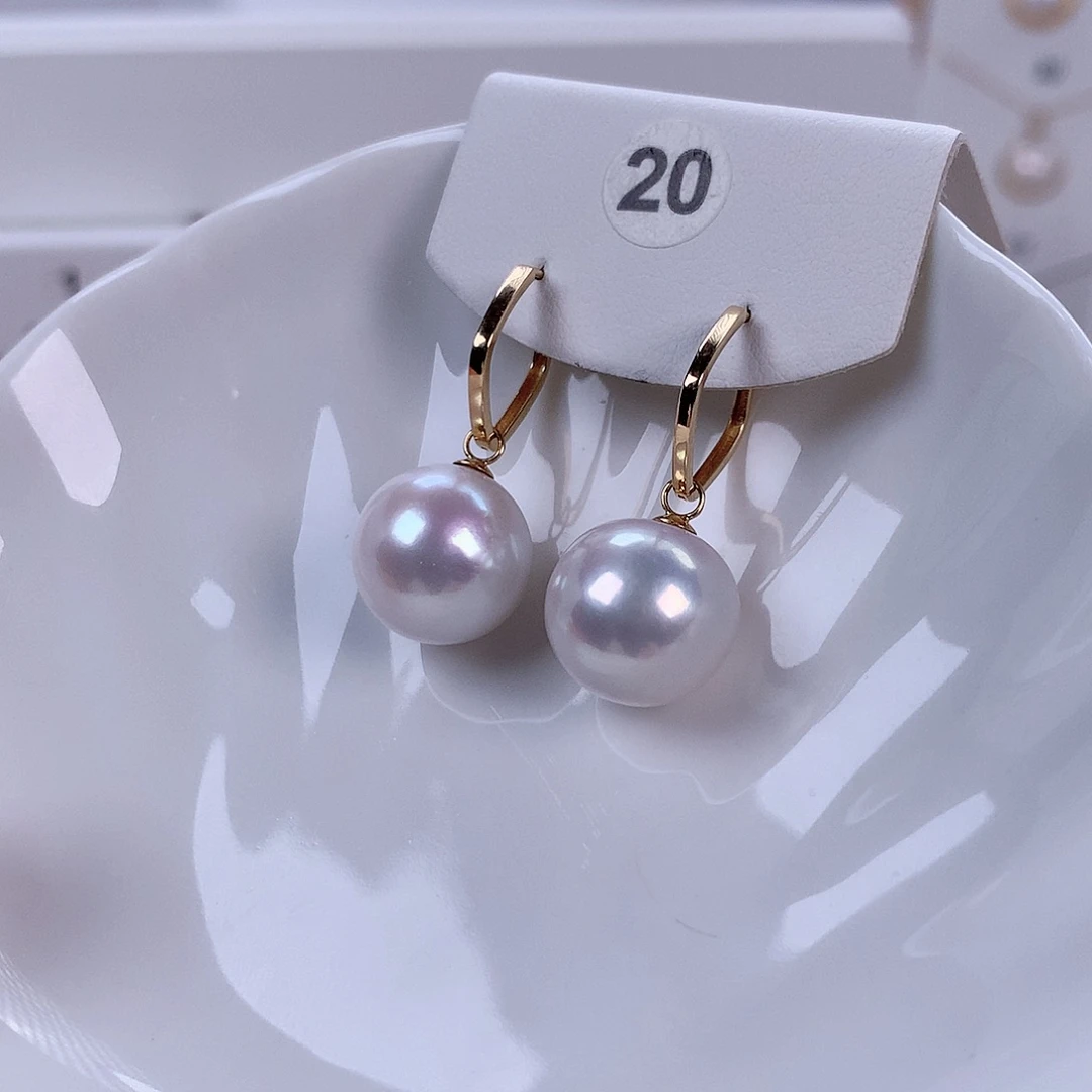 18K金镶嵌淡水珍珠耳饰