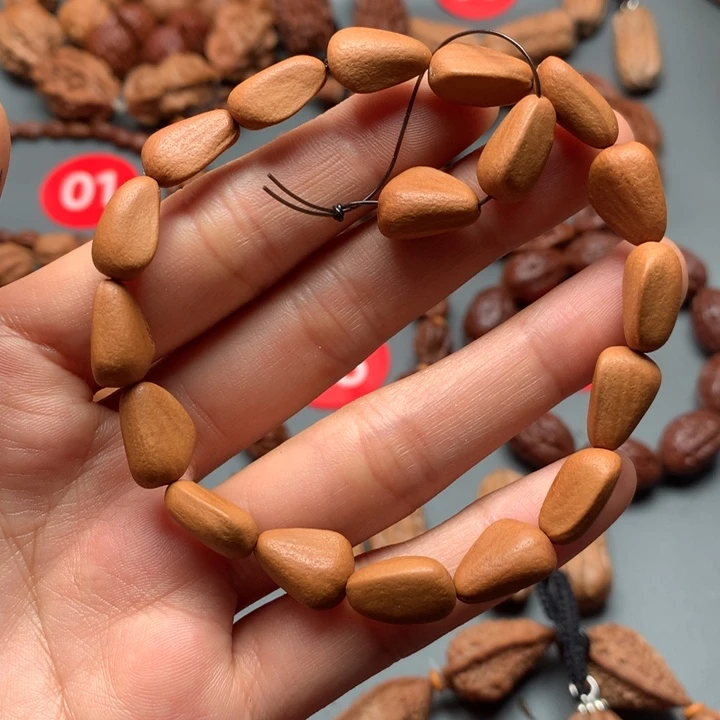 文玩核桃手串633松子