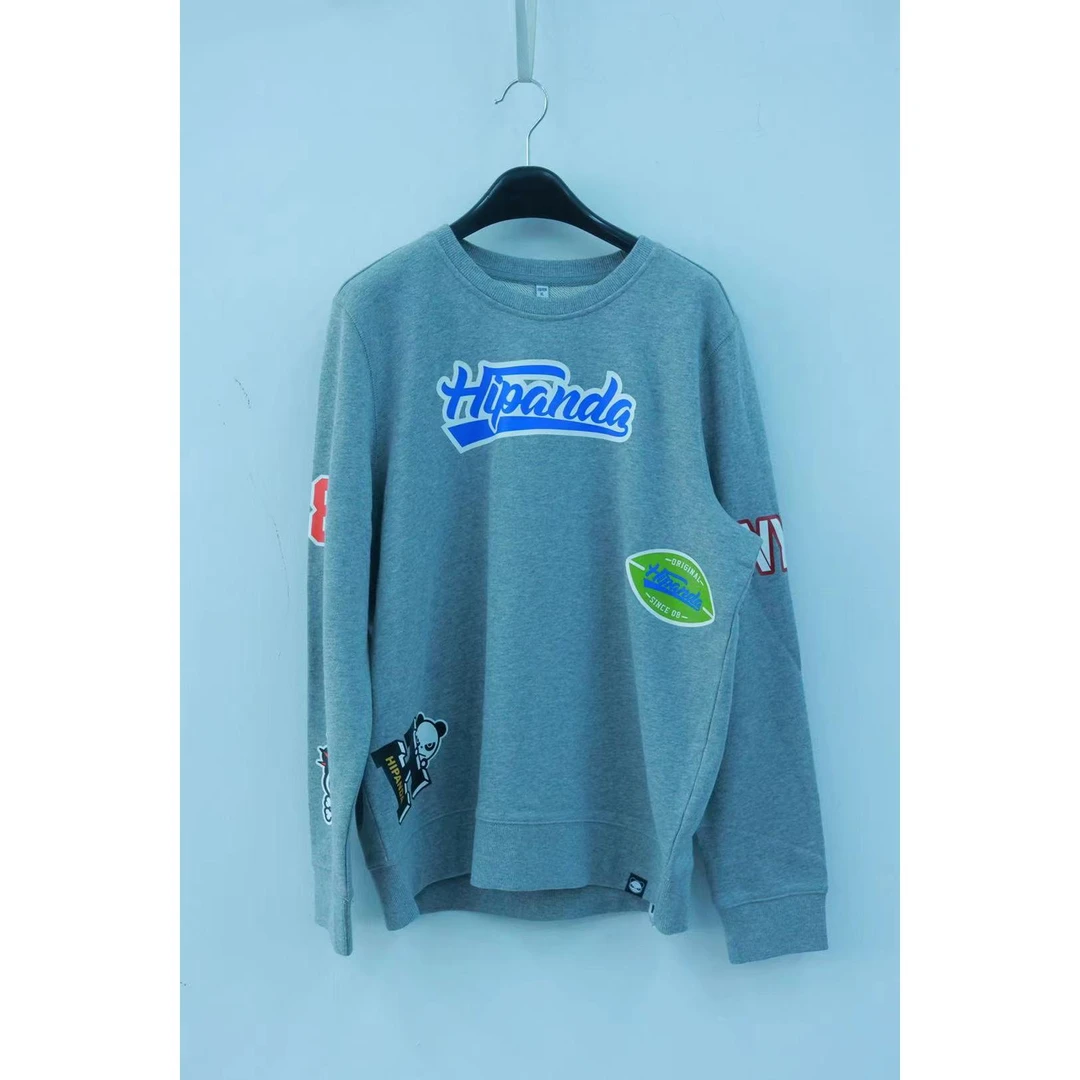 女款熊猫绣标圆领卫衣