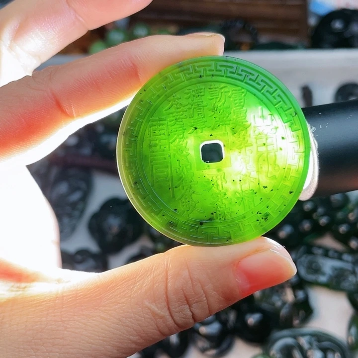 蛇纹石玉未镶嵌挂件泰山玉山鬼