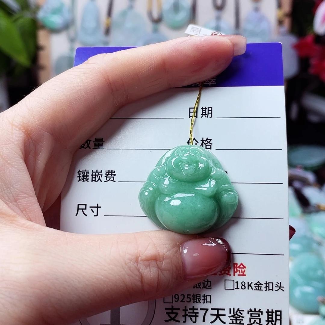 翡翠未镶嵌颈饰佛公39