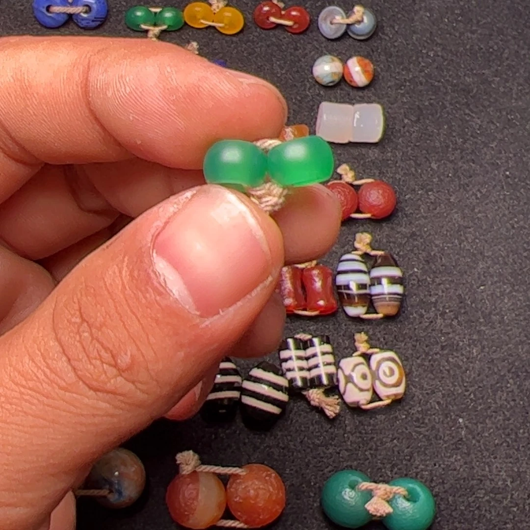 别***脸玛瑙/玉髓未镶嵌配饰