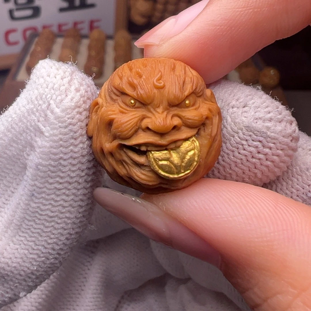 猴头核桃把件精修镶嵌金见钱眼开全品有正常封口线