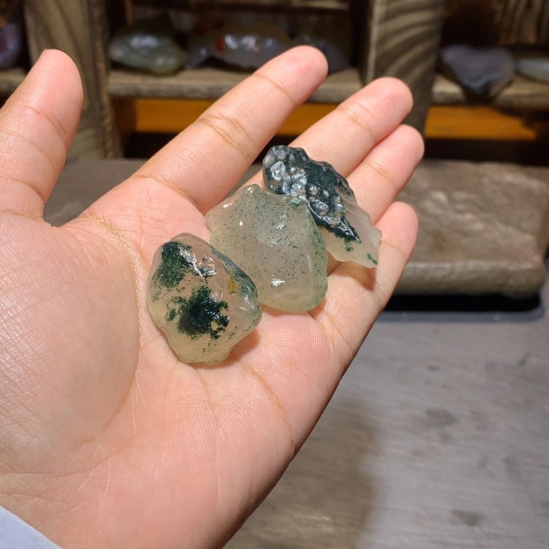 未镶嵌玛瑙/玉髓珠宝奇石