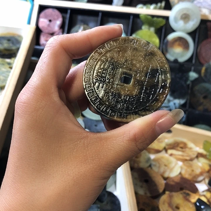 岫玉未镶嵌岫玉挂件