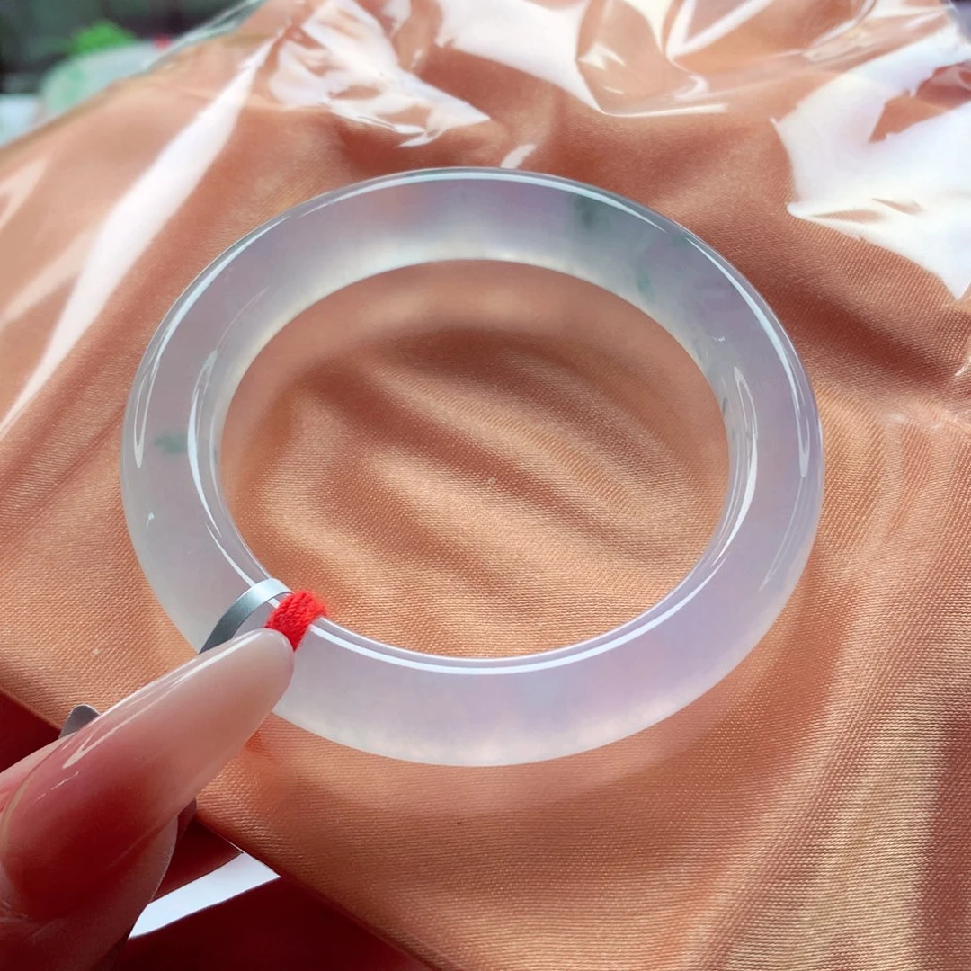 翡翠未镶嵌手镯51胖圆高冰玻飘绿高度完美强推 敏