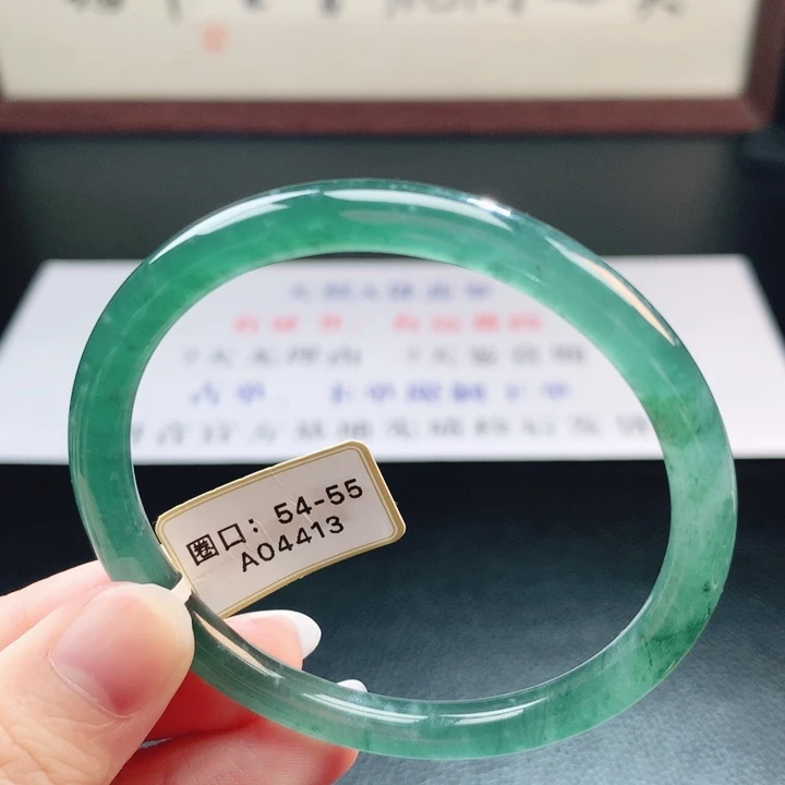 翡翠未镶嵌手镯翡翠手镯152