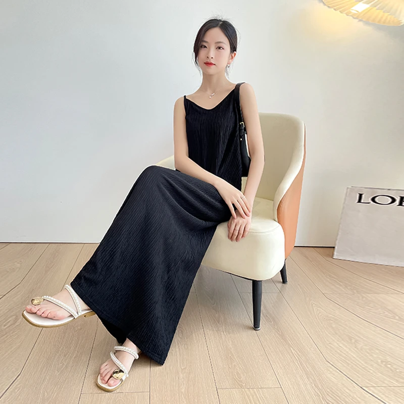 新款夏季吊带韩版显瘦气质长裙裙子连衣裙无袖纯色宽松时尚简约潮