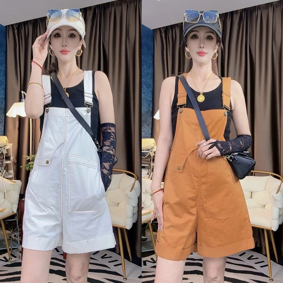 纯色显瘦宽松背带牛仔短裤6525