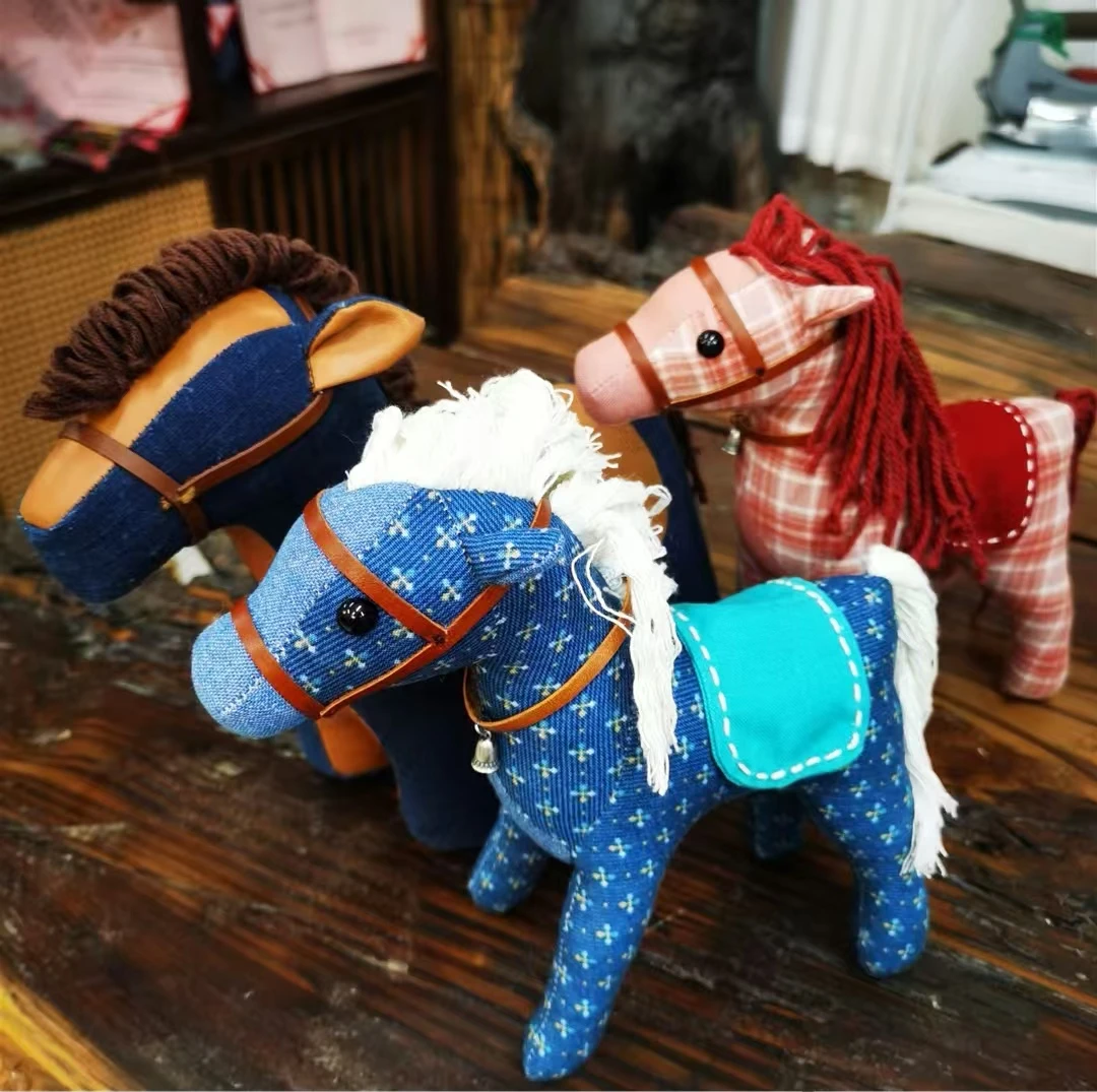 杨老师布艺 布艺马玩偶