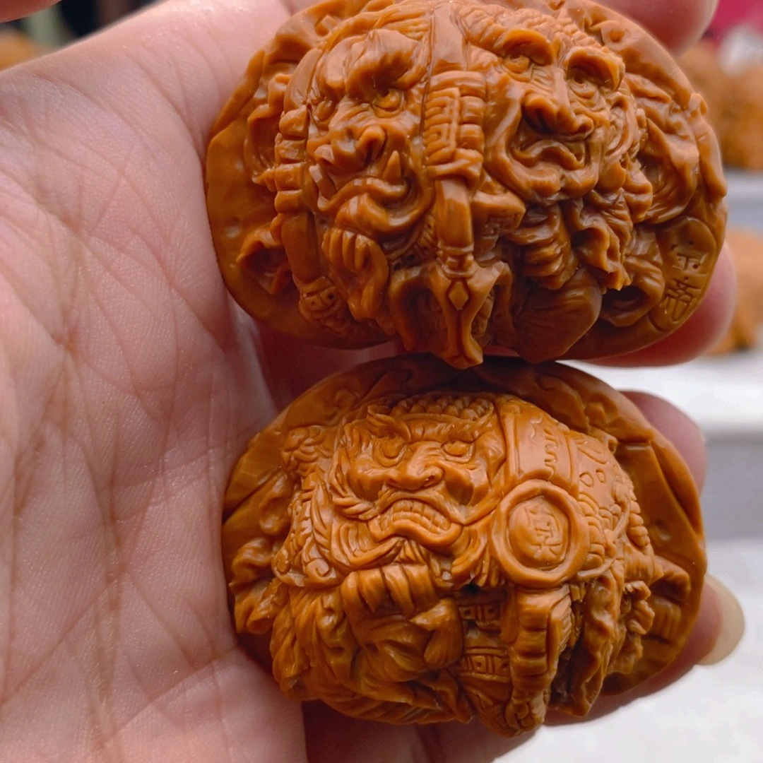 把件文玩核桃纯手工雕刻地府