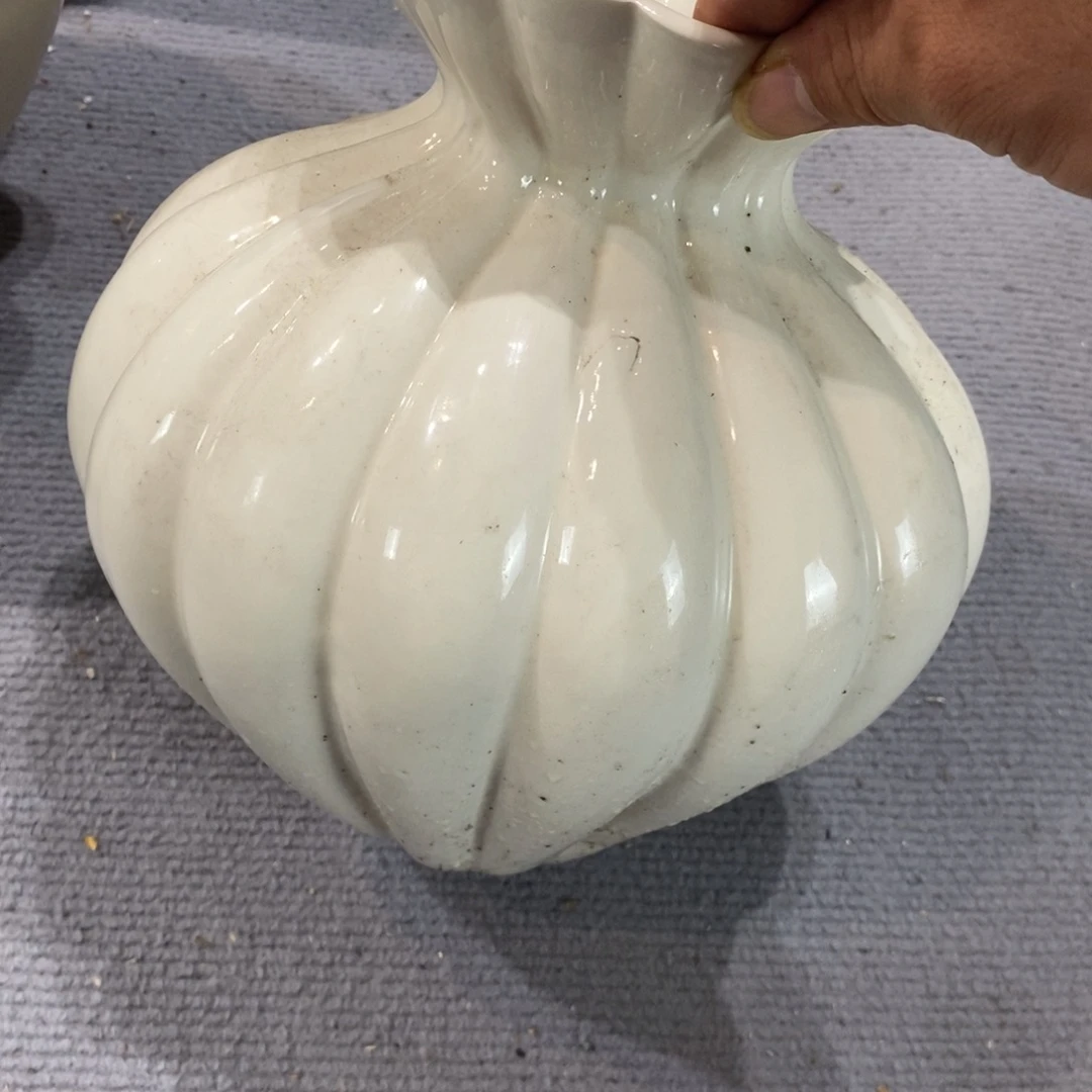 嘴****1景德镇陶瓷高温花瓶微霞