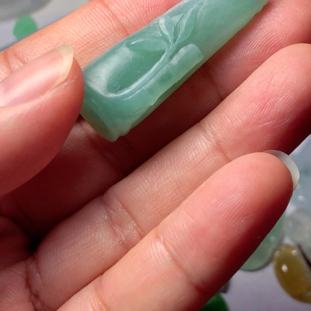 定制翡翠未镶嵌包工