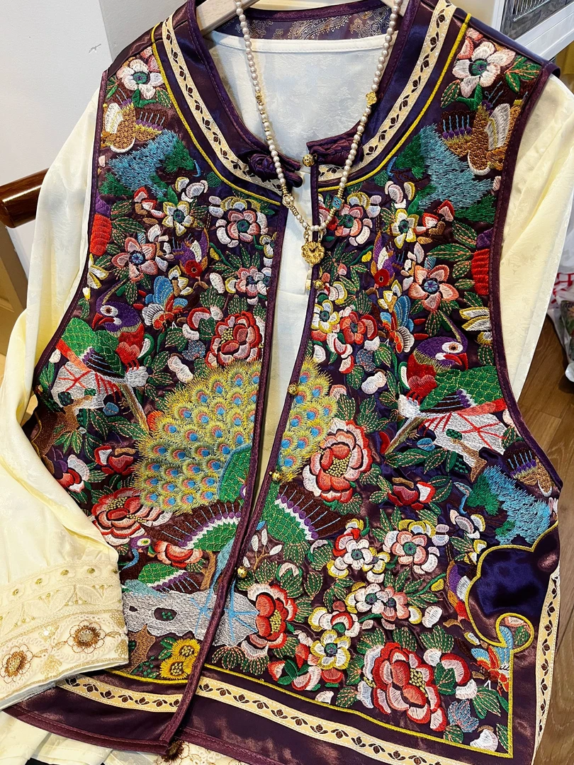 [321]孔雀重工刺绣  奢华免烫圆领马夹重工刺绣女士圆领马甲拼接