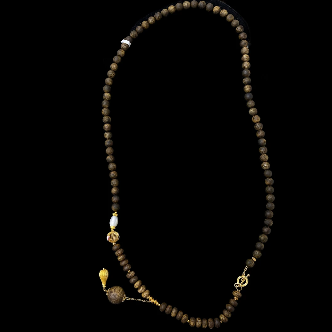 V8809沉香手串孤品