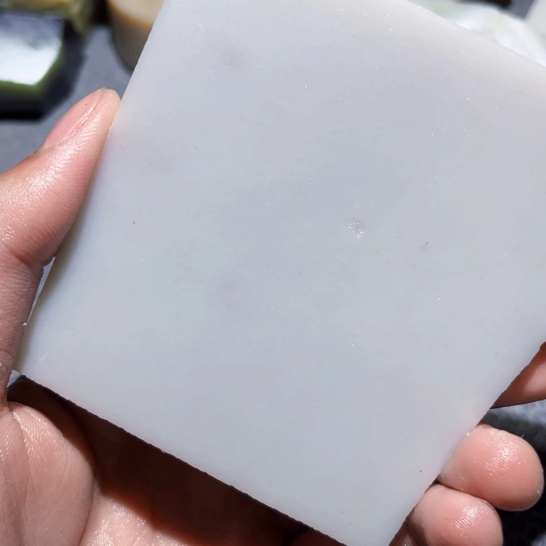 和田玉（糖玉）未镶嵌珠宝奇石