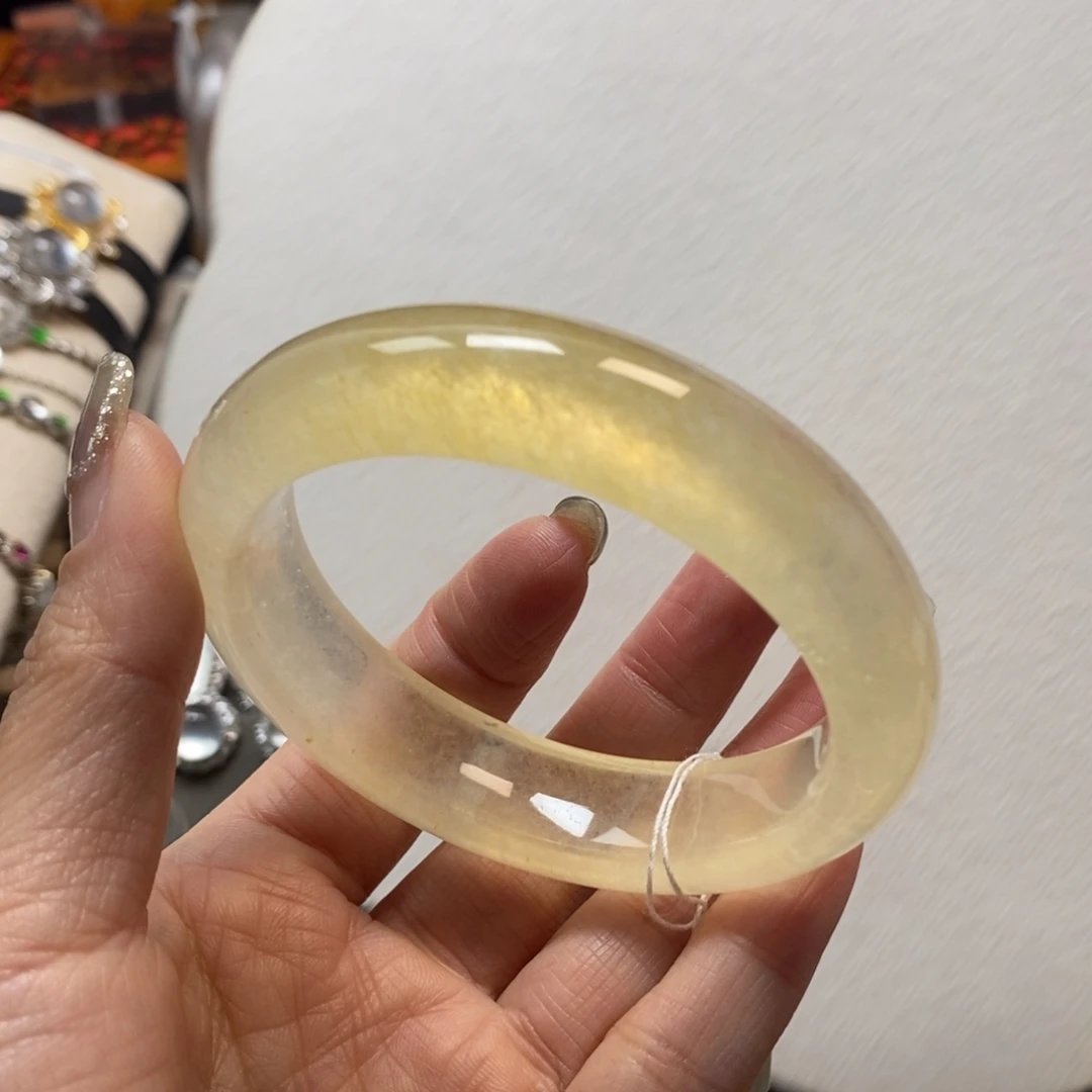 石英质玉未镶嵌手镯57.4特价不退换