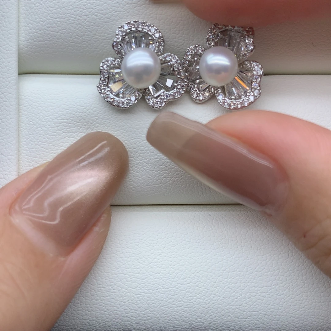 淡水珍珠耳饰合金