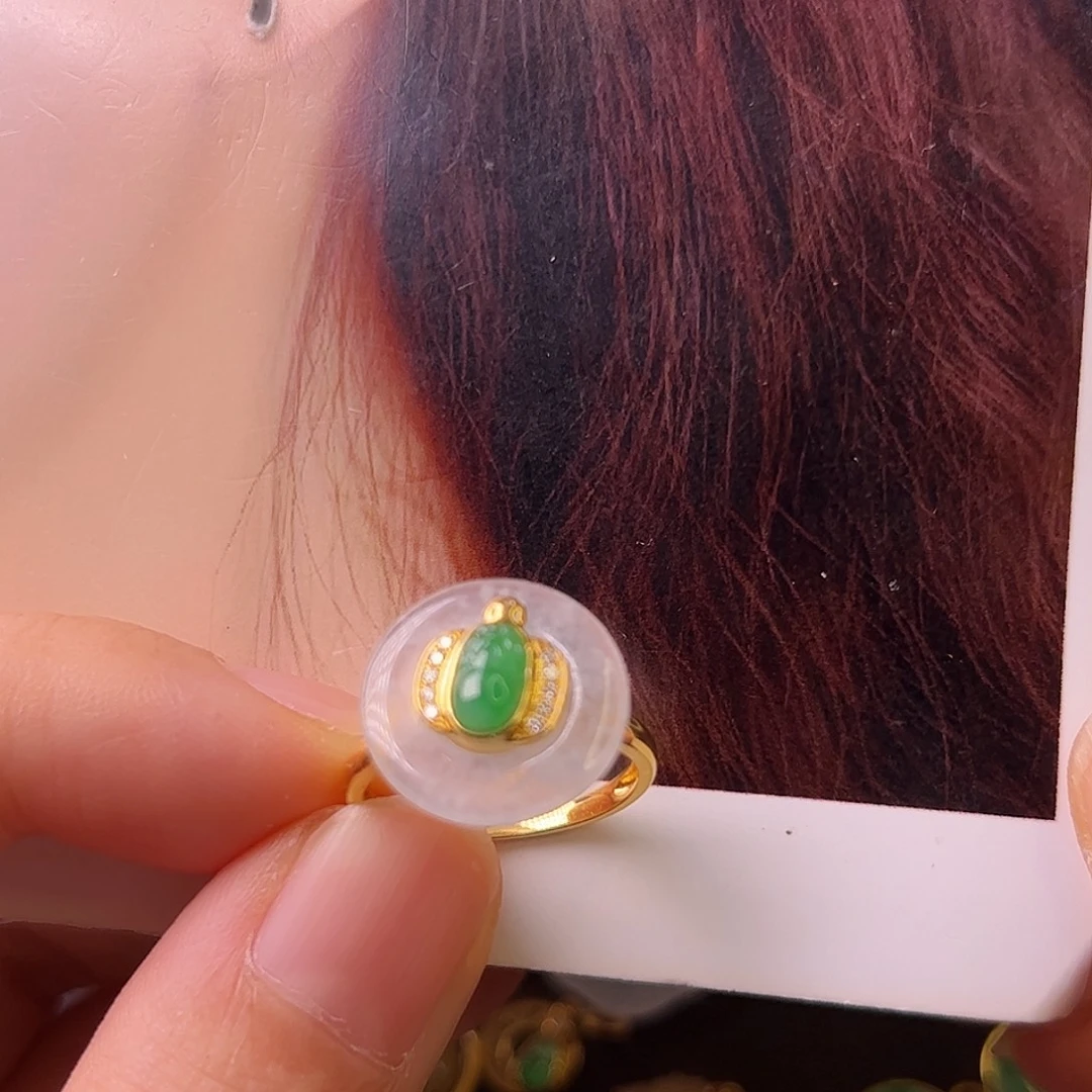 *****翡翠戒指18K金镶嵌戒指