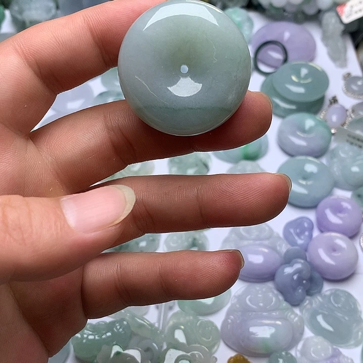 翡翠未镶嵌颈饰天然翡翠