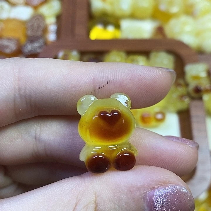 橄榄核吊坠大熊熊