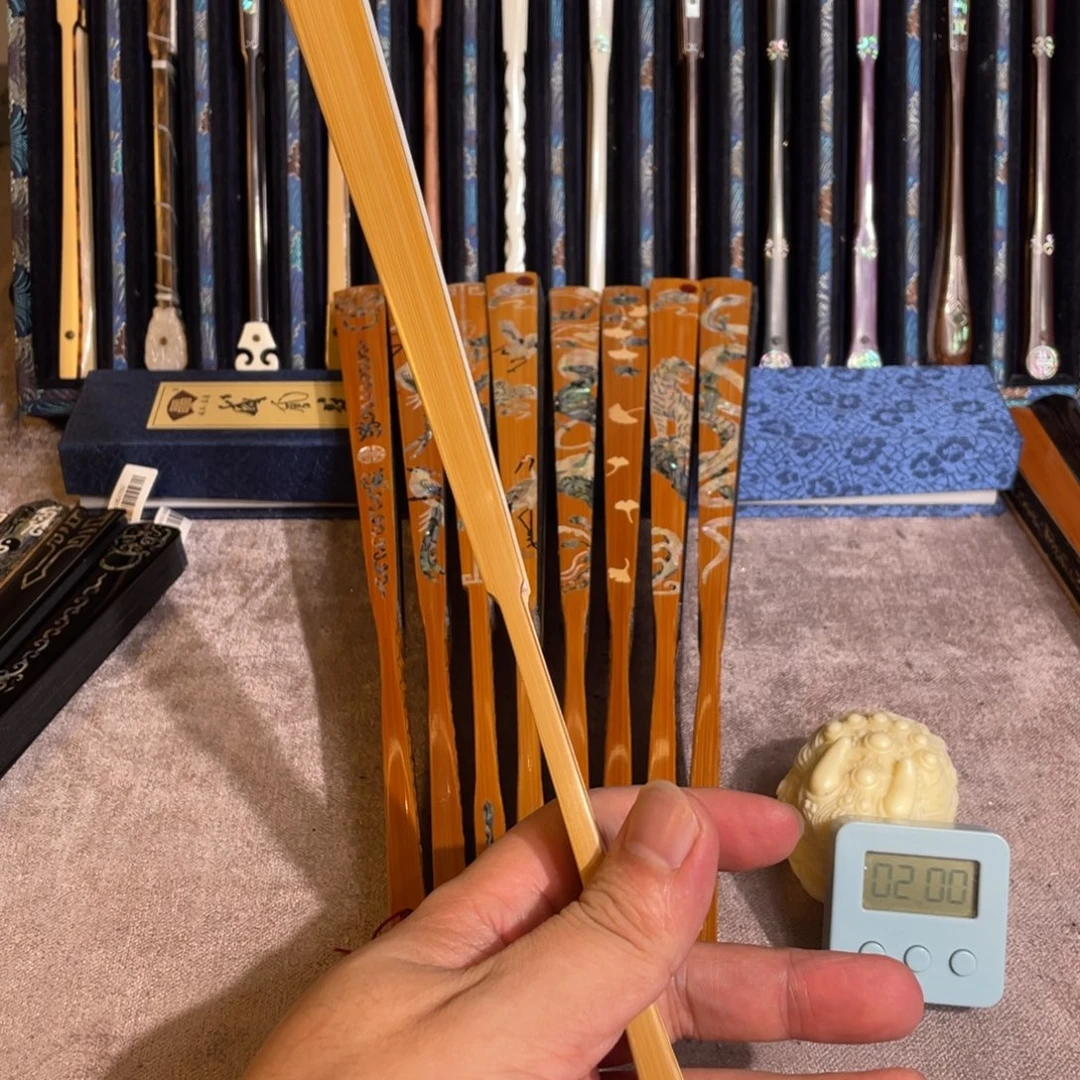扇子手工制作工艺精湛