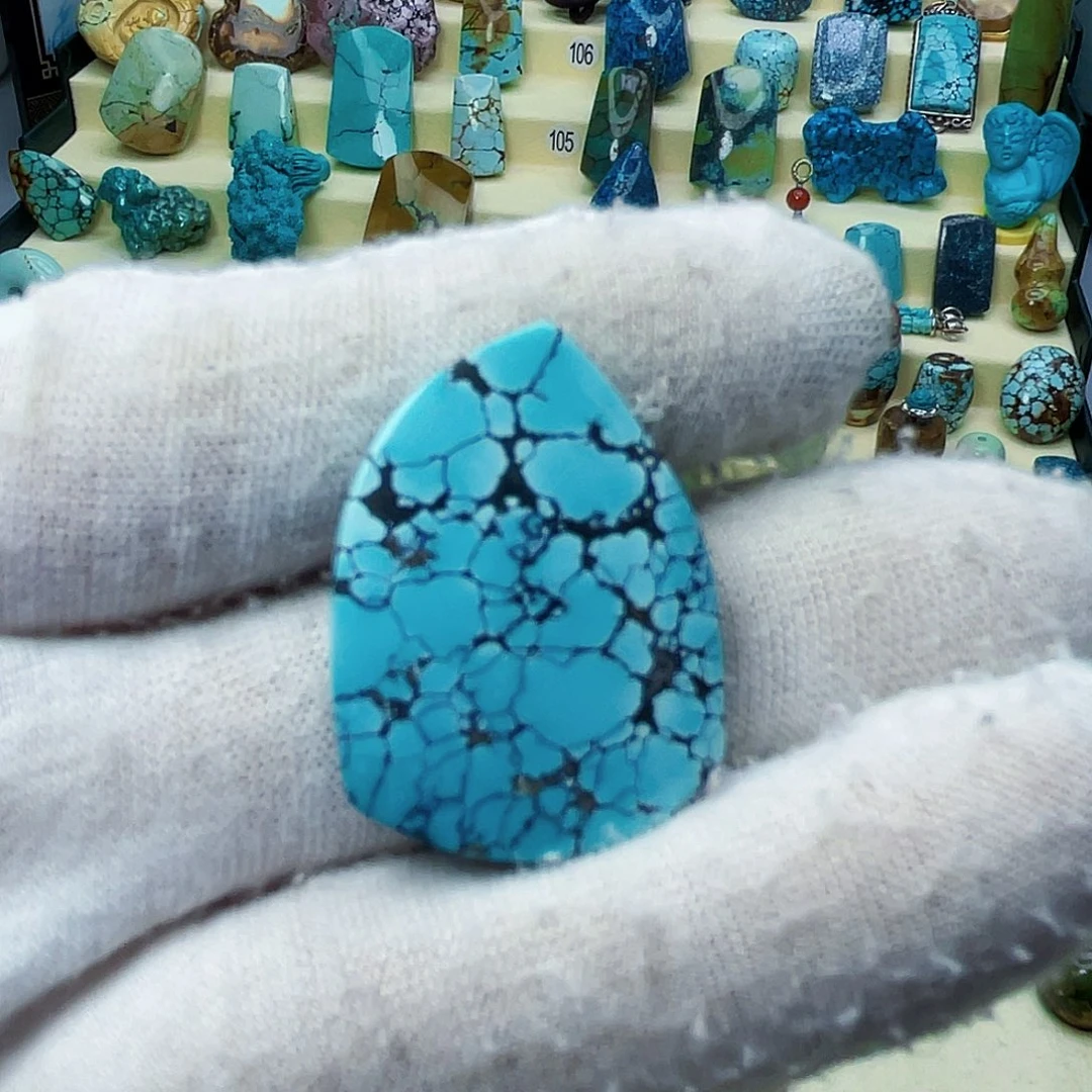 绿松石颈饰未镶嵌