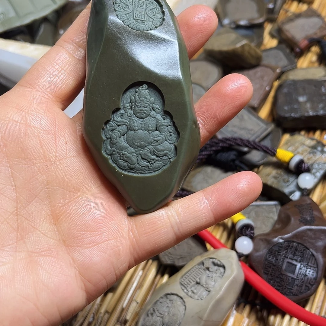 原石雕刻手把件啊摆件