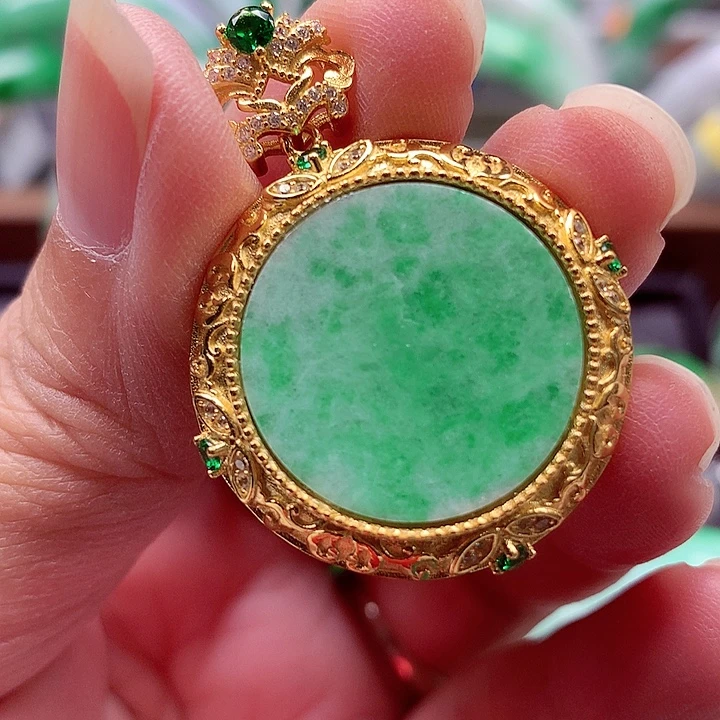 翡翠银S925镶嵌颈饰翡翠