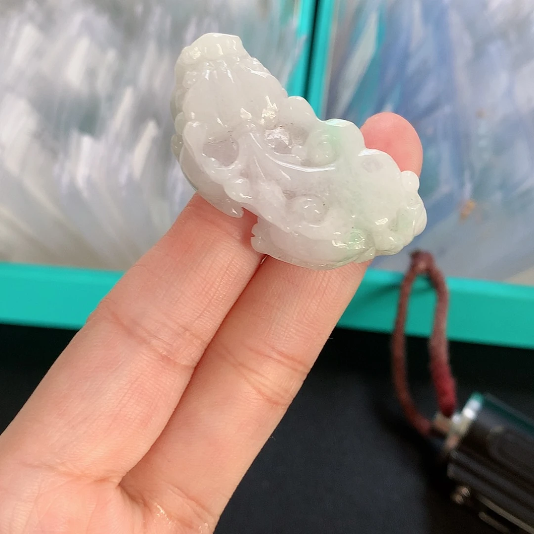 颈饰未镶嵌翡翠貔貅