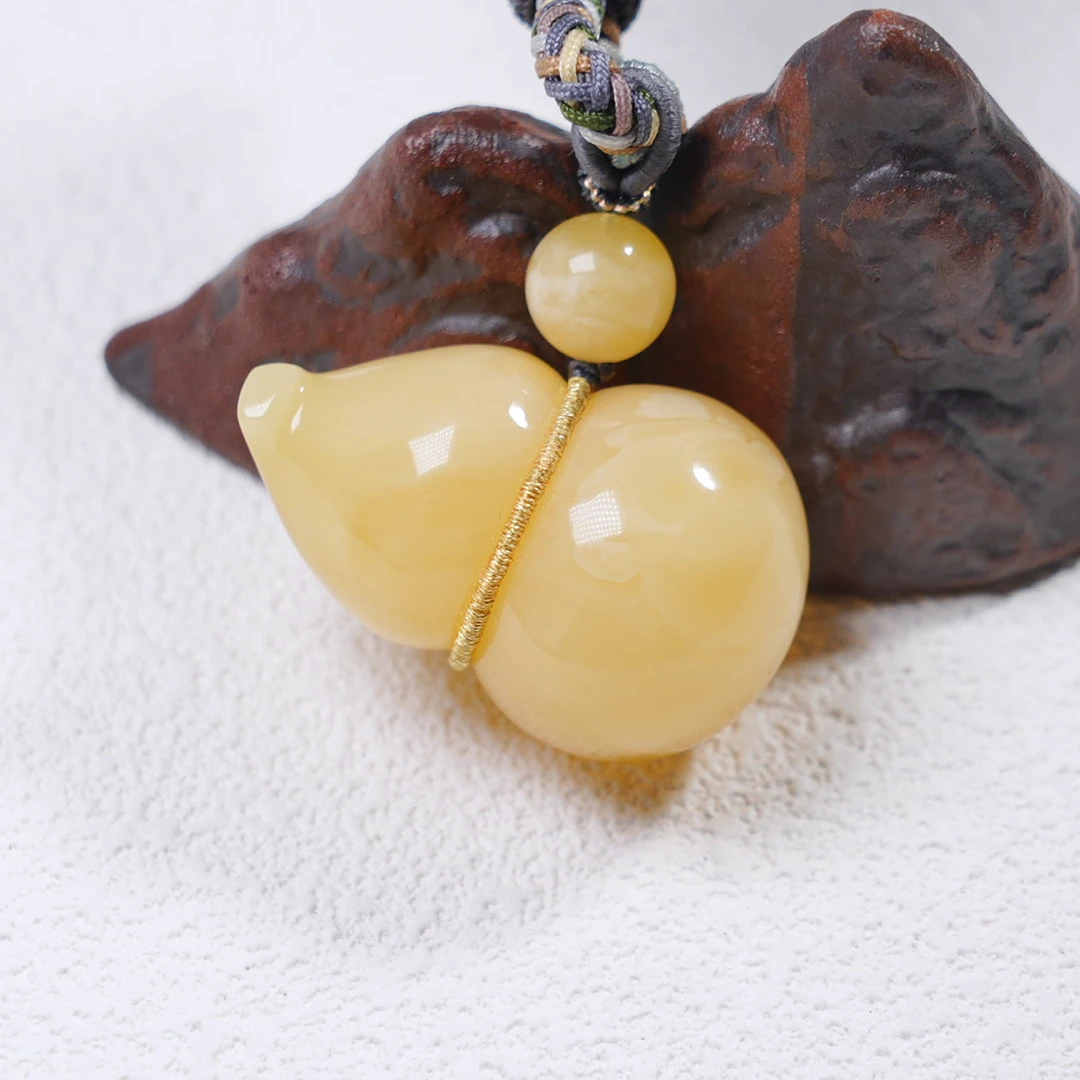 俄料琥珀福禄吊坠时尚百搭