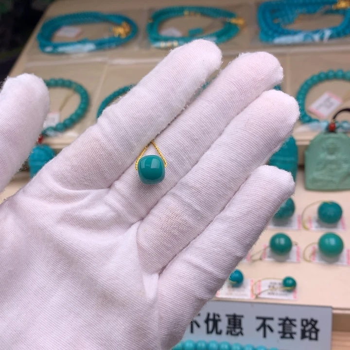 未镶嵌绿松石珠宝奇石