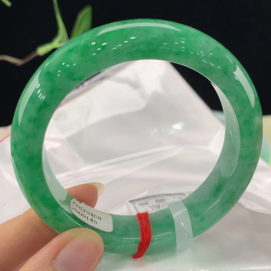 翡翠手镯未镶嵌111-0149