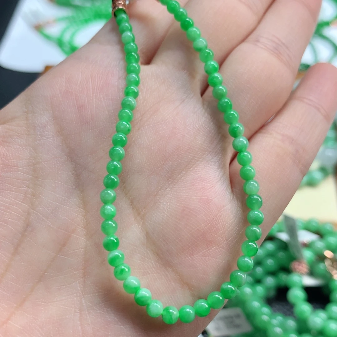 翡翠未镶嵌手链翡翠