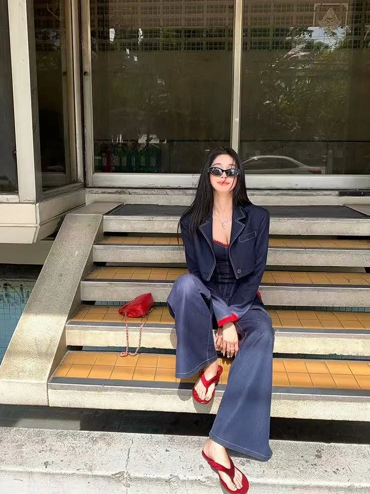 甜菜大码吊带背心女秋季新款高级感时尚复古西装外套休闲套装