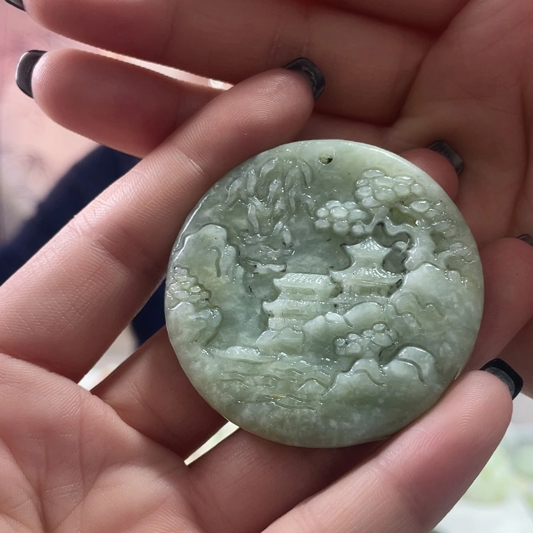 蛇纹石玉未镶嵌颈饰