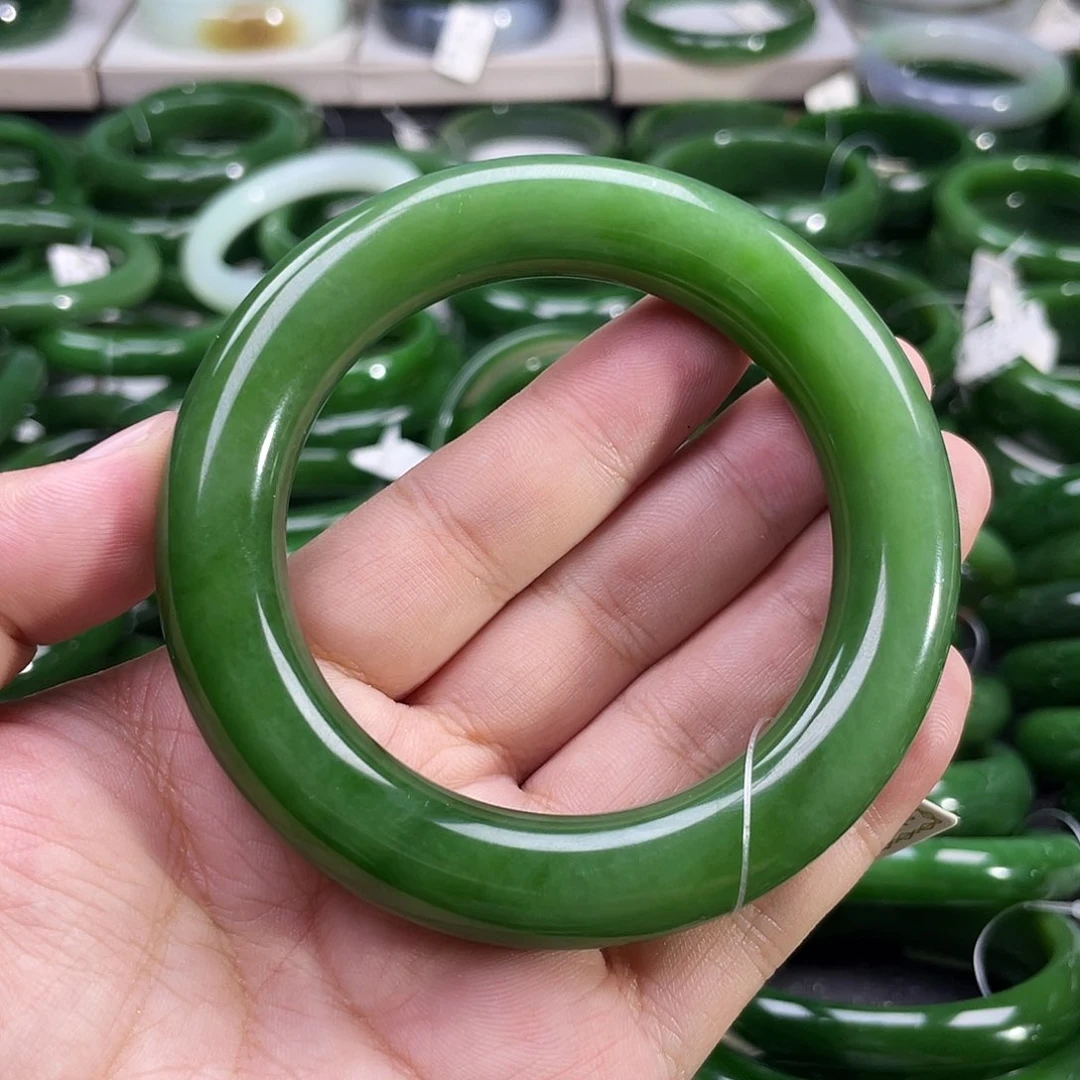 未镶嵌手镯和田玉（碧玉）