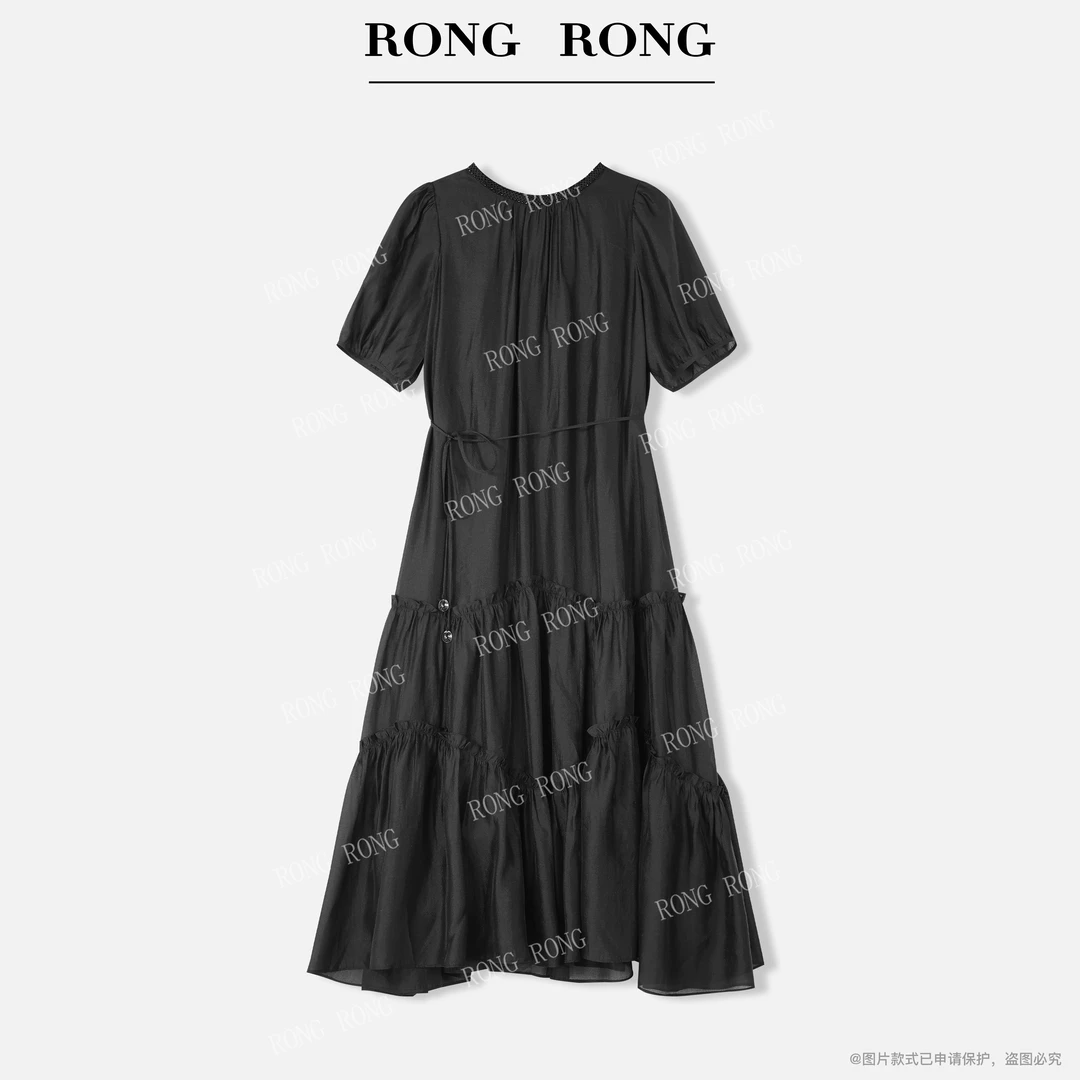 溶溶【星光旋律】RONGRONG 圆领混纺手工绣珠织带蛋糕连衣裙252L063