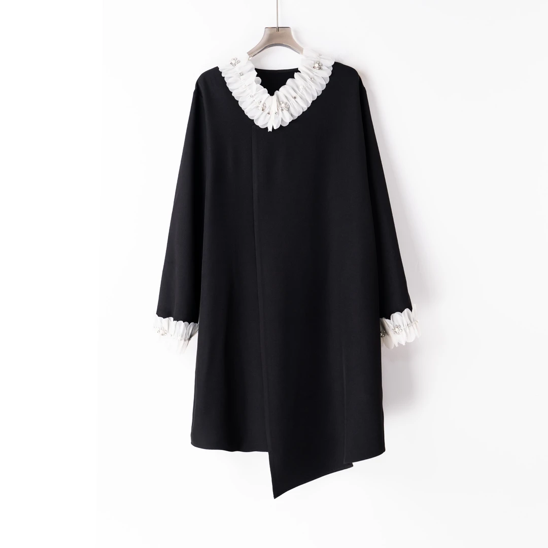 PL241256早春新款宽松大码胖MM小众设计打底连衣裙重工手工钉珠