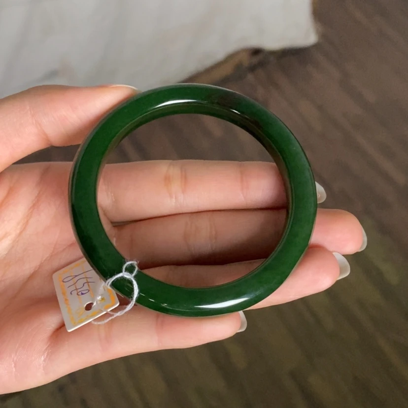 【闪购商品】未镶嵌手镯和田玉（碧玉）