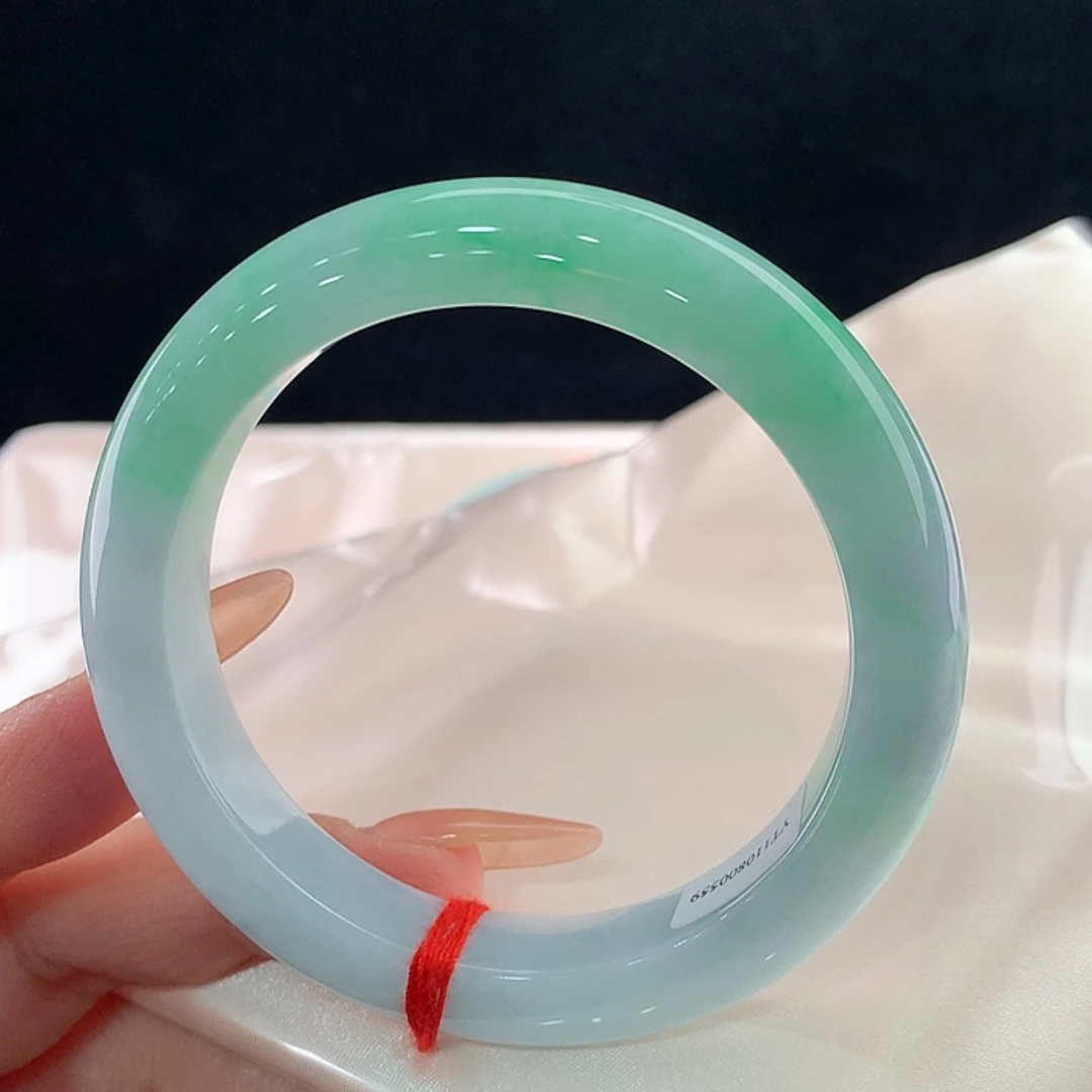 【闪购商品】未镶嵌手镯翡翠56.8，56/57