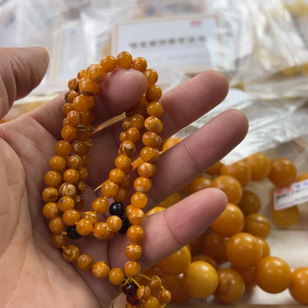 琥珀珠宝奇石未镶嵌