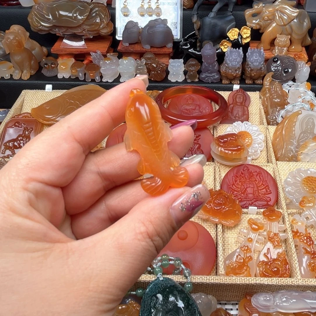 玛瑙/玉髓颈饰合金魅**晴